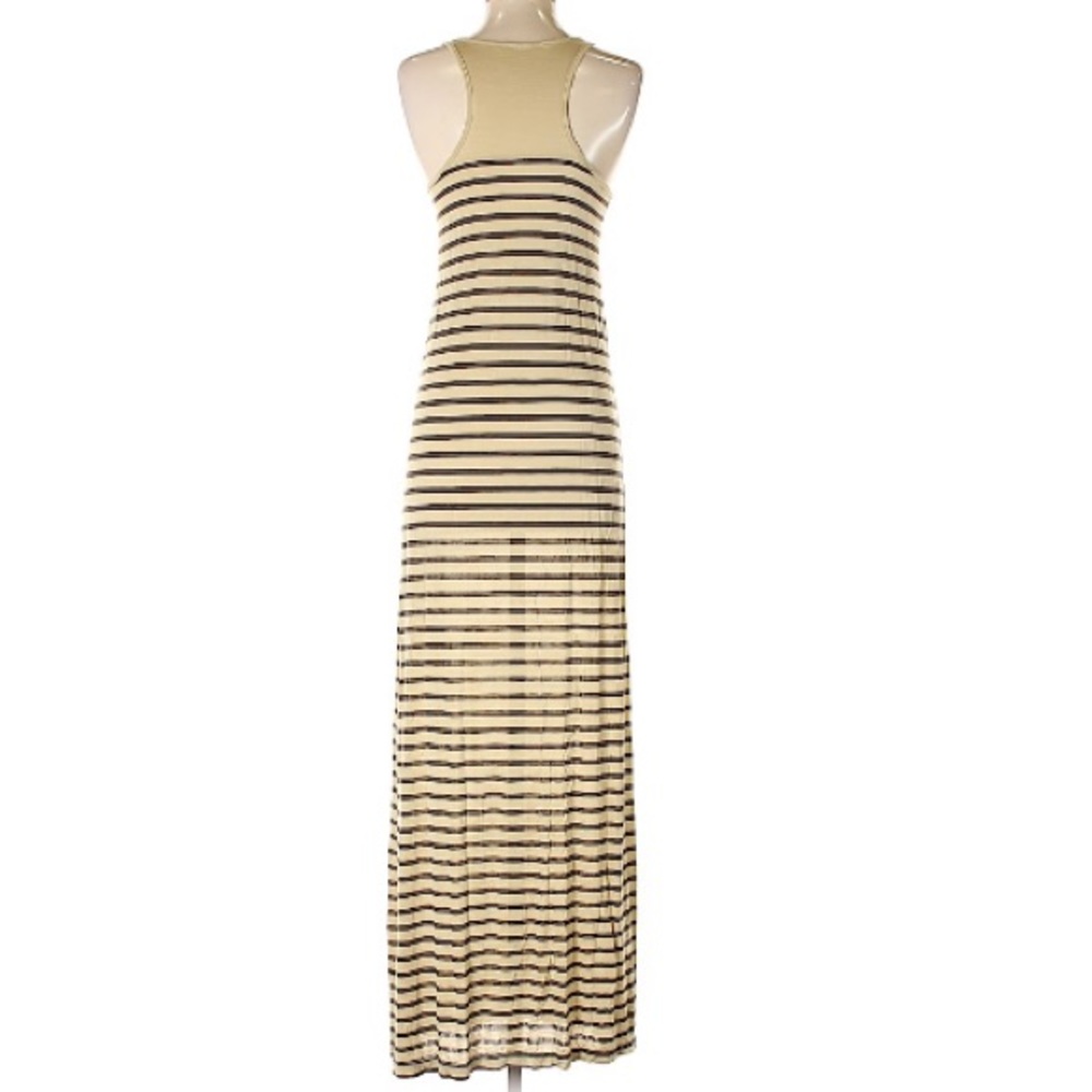 Designer Maxi - Picture 2 of 4